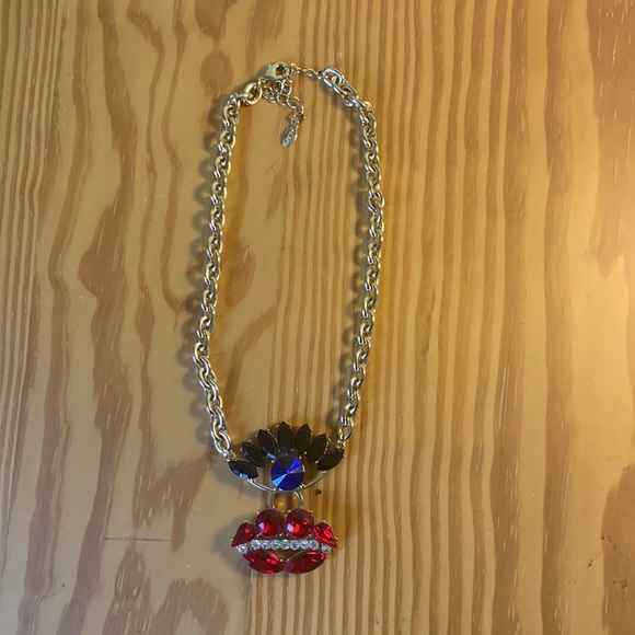 Aldo eye and lips necklace - Picture 1 of 2